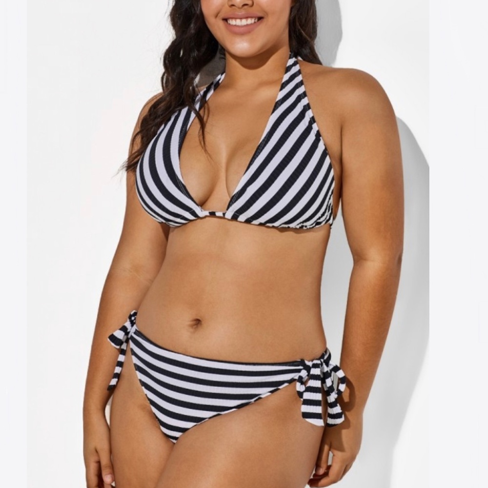 Meet Curve | Striped Bikini